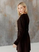 Платье короткое вязаное осеннее женское ARTKNIT Николь S Коричневое (2251948303014) - изображение 5
