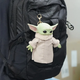 Игрушка Малыш Йода (Грогу) 17 см, The Mandalorian, брелок-подвеска Grogu Baby Yoda, мягкая игрушка с текстильной одеждой (GS928) - изображение 2