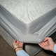 Наматрасник Водонепроницаемый с бортом Delight Aqua Stop Grey 120х200 - изображение 4