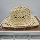 Ковбойская шляпа из плетёной соломы с ажурным узором и загнутыми полями - изображение 3