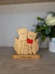 Семейный пазл фигурки Кошки из дерева с именами персонализированный подарочный сувенир для семьи и элемент декора интерьера - изображение 1