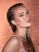 Жидкий хайлайтер SHEGLAM Glow Bloom Liquid Highlighter - Vanilla Frost - изображение 3
