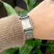 Женские классические часы Casio LTP-V007D-7E серебристые с белым циферблатом - изображение 3