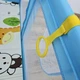 Детский раскладной манеж AVKO 180×200×65 см Blue , с шариками, ковриком и ручками для хождения — металлический каркас, сетчатые стенки, противоскользящие присоски, безопасный вход на молнии, для детей от 6 мес до 3 лет Синий - изображение 6