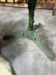 Искусственная елка Сказка высотой 1.2 м из ПВХ роскошная пышная новогодняя елка с густыми ветвями и складной пластиковой подставкой Зеленый - изображение 6