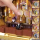 Коллекционный игровой набор Mattel Polly Pocket, Harry Potter Compact с 5 куклами и 11 аксессуарами - изображение 9