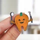 Брошь-значок BROCHE бижутерия Медицина Зуб-Тыква с инструментами оранжевая BRGV115126 - изображение 8