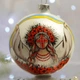 Новогодний шар на елку Santa Shop Берегиня с маками Белый/Красный 10 см (4820001112467) - изображение 3