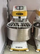 Профессиональный тестомес для кондитерской KEMPER SP75 NEU, чаша 175 л, 75 кг муки / 120 кг теста Б/У - изображение 5