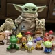 Игровая фигурка плюшевый Грогу (Малыш Йода) Star Wars в меховой куртке MATTEL 28 см Мандалорец Зеленый - изображение 10