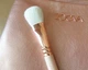 Пензель для рум'ян бронзера та хайлайтера Zoeva 126 Luxe Cheek Finish Brush - зображення 4