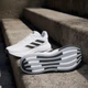Мужские кроссовки для бега Adidas Response Super M JI4625 44.5 (10UK) 28.5 см Ftwwht/Cblack/Halsil (4067892812339) - изображение 12