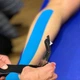 Кинезио тейп D3 K6.0 5 см x 6 м Бежевый (9421902827310) - изображение 9