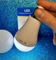 LED лампа на аккумуляторі SMARTCHARGE 9W E27 - изображение 5