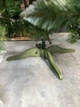 Искусственная заснеженная елка Гранделла высотой 2.3 м из ПВХ, роскошная новогодняя елка с густыми ветвями, шишками и пластиковой подставкой для дома Зеленый - изображение 6