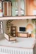 Кукольный домик из дерева Sunny Cottage с набором мебели Детский дом для кукол барби девочек lol деревянный Комплектация Лайт - изображение 3