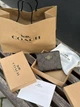 Женский кожаный кошелек Coach Snap Wallet Brown - изображение 3