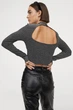 Топ из блестящего трикотажа для женщины H&M Divided 0931444-002 XS Черный - изображение 3