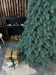 Искусственная литая елка Триумф высотой 2 м роскошная пышная новогодняя елка с густыми ветвями и складной металлической подставкой Голубой - изображение 4