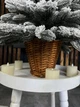 Искусственная литая заснеженная елка Полярная Классик высотой 0.7 м в круглом горшке из лозы, роскошная пышная новогодняя елка с густыми ветками Зеленый - изображение 6