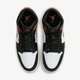 Чоловічі кросівки AIR JORDAN 1 MIDПомаранчевий 44 (DQ8426-801) - зображення 2