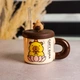 Чашка порцелянова з кришкою і трубочкою Капібара в лотосі 300 (мл) - зображення 2