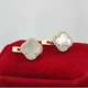 Серебряные серьги в позолоте в стиле Van Cleef Ван Клиф клевер с Перламутром и камушками (ЛК-013631перп) - изображение 2