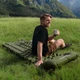 Матрац надувний одинарний Naturehike CNK2550WS019 Зелений нейлон 40D 200х60х6,5 см (CNK2550WS019) - зображення 2