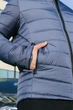 Стильная демисезонная куртка Intruder крепкая, многофункциональная, утепленная, "Memory" с прорезиненной молнией и защитой от непогоды синяя/XL - изображение 9