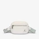 Жіноча сумка кросс-боді через плече JORDAN Monarch High-Pile Camera Bag (1L) Sail WA9166-782 (133629) - зображення 1