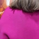 Толстовка женская худи оверсайз карманы теплая М малиновая - изображение 7