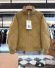 Чоловіча куртка пуховик бомбер Burberry з вертикальним коміром, бежевого кольору, М - зображення 1