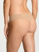 Трусики стрінги Victoria's Secret No-Show Thong Panty M Бежевий (26830567) - зображення 2