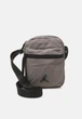 Чоловіча сумка кросс-боді через плече JORDAN AIRBORNE FESTIVAL Bag - Crossbody Bag Enigma stone 9A0631-G5O (52984) - зображення 1