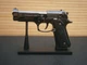Запальничка пістолет Міні Beretta M9 "Беретта" турбо газова металева 15 см X 9,5 см . - зображення 7