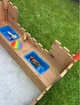 Детская песочница Playtive «Рыцарский замок» с сиденьями и башнями - изображение 6