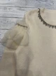 Свитер женский нарядный с рюшами и стразами One Size белый - изображение 4