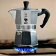 Гейзерна кавоварка Bialetti Moka Express 130 мл (3 чашки) з алюмінію срібляста (0001162) - зображення 7