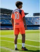 Підліткова футбольна форма FC Barcelona Lamine Yamal №10 персикова (новий сезон) – комплект 22 (125-130см) - зображення 2