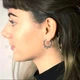 Серьги кольца элегантные ажурные этно на надежной застежке цветка - изображение 3