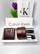 Чоловічий подарунковий набір Calvin для чоловіка шкіряний ремінь 2 пряжки + гаманець + упаковка у подарунок - зображення 2