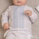 Костюм для крещения мальчика Мамине Сонечко Звезды большие серебряно-голубые 62 велюр белый + мешочек для локона у подарок (12229-1) - изображение 2