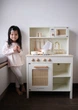 Ігровий набір New Classic Toys Міні-кухня - ротанг 60x31x93 см - изображение 6