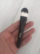 Мини кисточка для нанесения тональной основы Yves Saint Laurent beute ysl mini pinceau foundation brush. - изображение 5