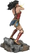 Фігурка Diamond Select Toys DC Justice League: Wonder Woman Чудо жінка 25 см. - изображение 2
