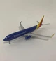 Модель літака Boeing 737 Southwest Airlines 1:300 металева лита колекційна модель пасажирського авіалайнера 20 см - зображення 2
