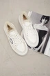 Женские зимние кроссовки PARADIZE SHOES из белой кожи с меховой опушкой на высокой подошве 36 размер (стелька 23,4 см) - изображение 1