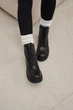 Женские зимние кожаные ботинки PARADIZE SHOES черного цвета с боковой молнией и шнуровкой на высокой подошве 41 размер (стелька 26,5 см) - изображение 1