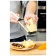 Терка KitchenAid Coreline, 29,6 см, з чохлом, кремова (KAG320OHACE) - зображення 6