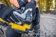 Пила цепная DeWalt DCMCST635X1 аккумуляторная бесщеточная с верхней рукояткой - изображение 8
